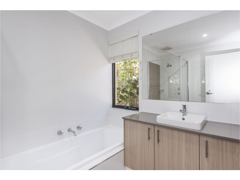 36 Kangaroo Avenue, Kwinana Town Centre WA 6167