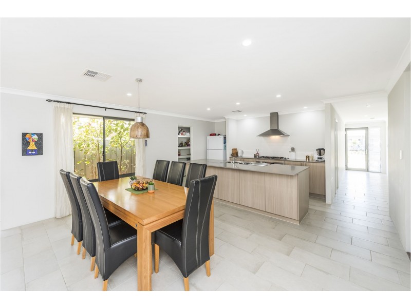 36 Kangaroo Avenue, Kwinana Town Centre WA 6167