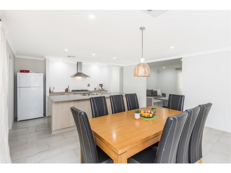 36 Kangaroo Avenue, Kwinana Town Centre WA 6167