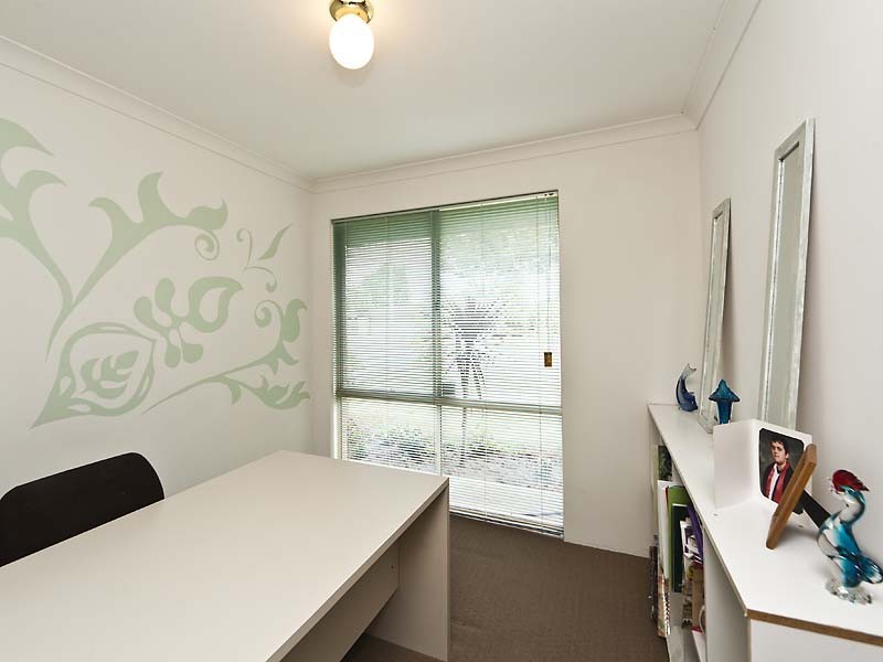 14 Bounty Court, Port Kennedy WA 6172