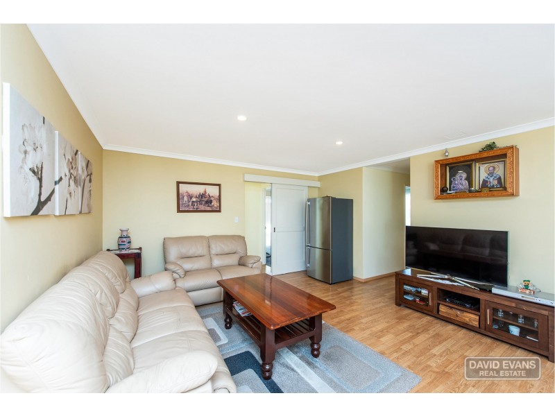 29 Fairview Drive, Waikiki WA 6169