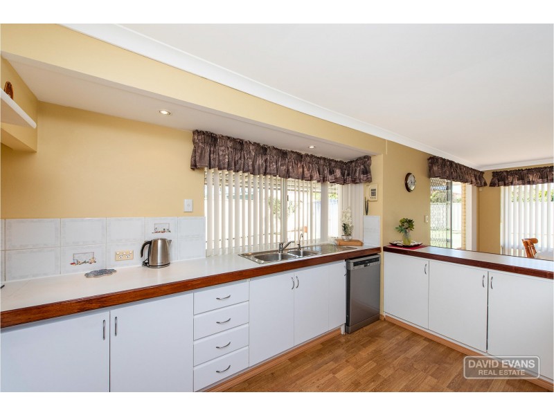 29 Fairview Drive, Waikiki WA 6169