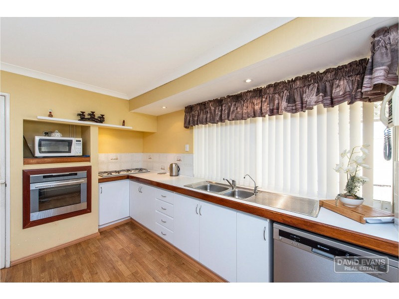 29 Fairview Drive, Waikiki WA 6169