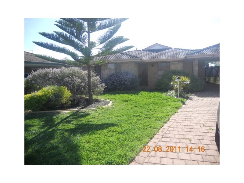 43 Nabberu Loop, Cooloongup WA 6168