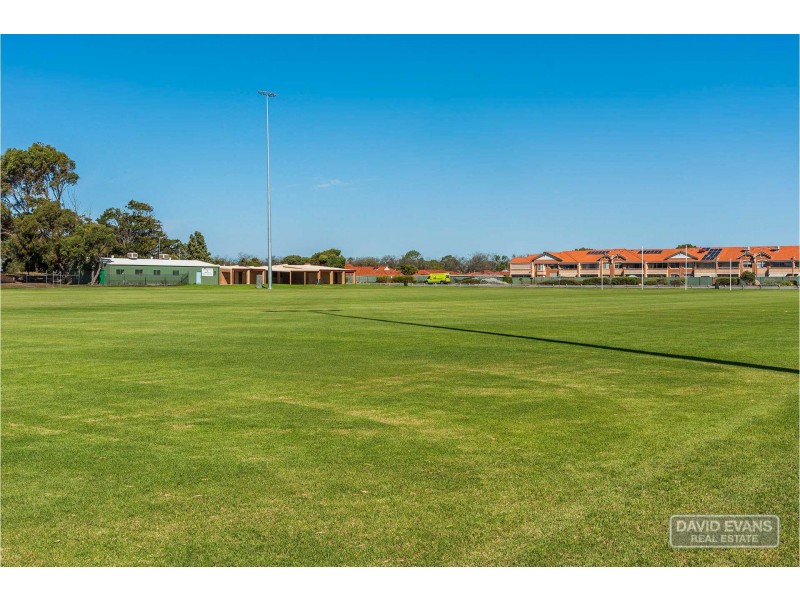16/3 Sepia Court, Rockingham WA 6168