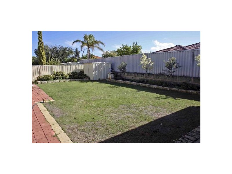 35 Maratea Parade, Secret Harbour WA 6173