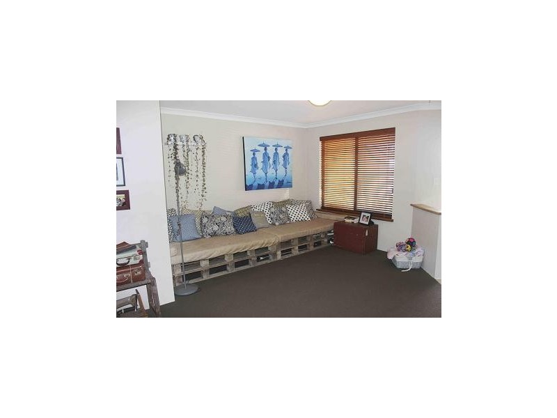 35 Maratea Parade, Secret Harbour WA 6173