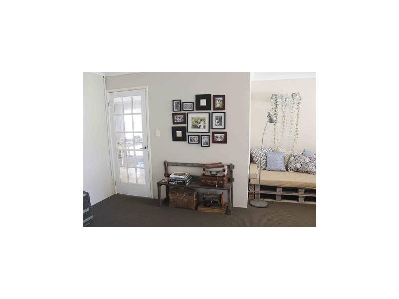 35 Maratea Parade, Secret Harbour WA 6173