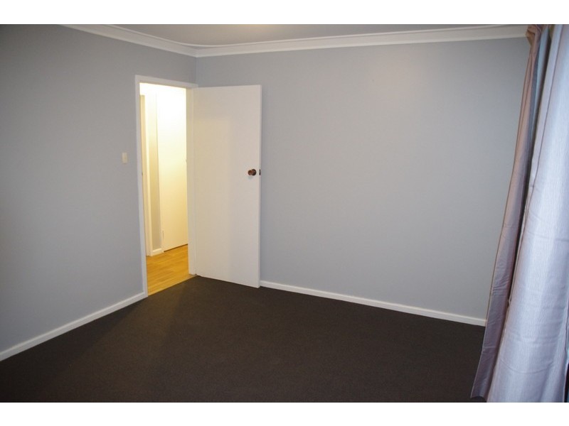 18 Axminster Street, Warnbro WA 6169