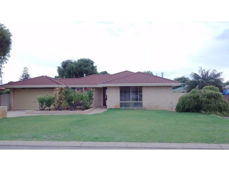 5 Abalone Crescent, Waikiki WA 6169