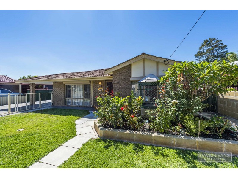 32 Andromeda Street, Rockingham WA 6168