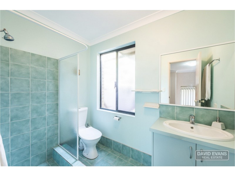 55 Zaragoza Drive, Port Kennedy WA 6172