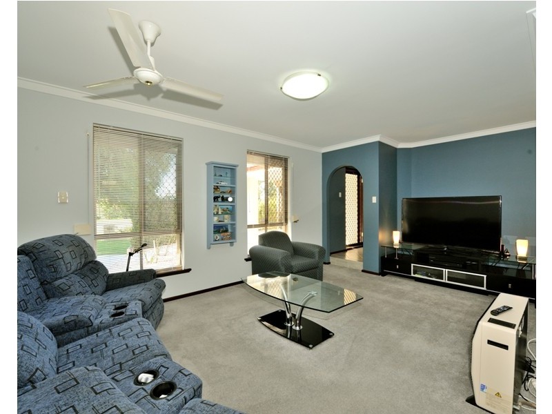 79 Currie Street, Warnbro WA 6169