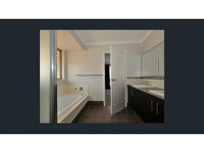 76 Charthouse Road, Waikiki WA 6169