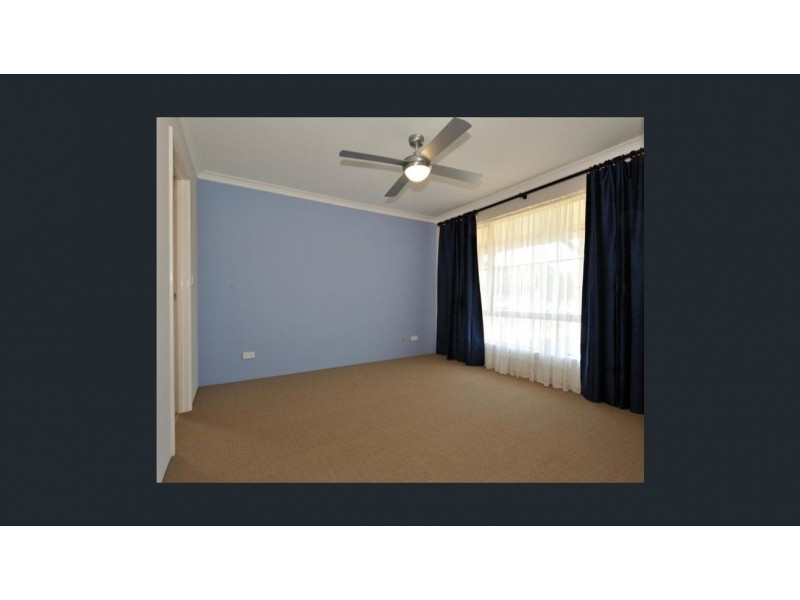 76 Charthouse Road, Waikiki WA 6169