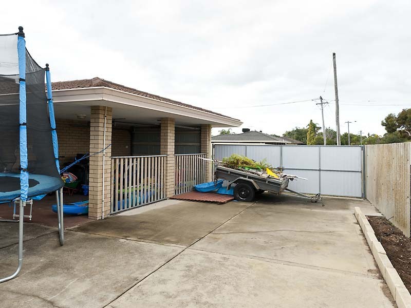 31  Boon Court, Rockingham WA 6168
