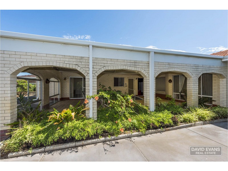 19 Edgewater Road, Safety Bay WA 6169