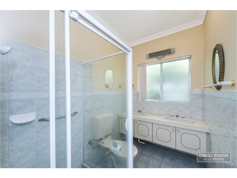 19 Edgewater Road, Safety Bay WA 6169