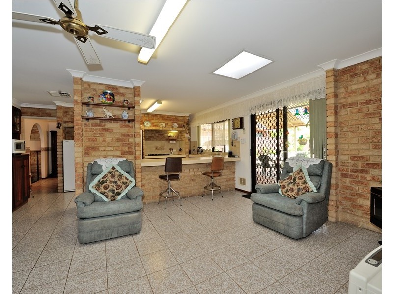 5 Smythe Street, Rockingham WA 6168