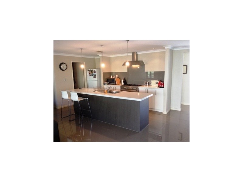 10 Yelbeni Loop, Baldivis WA 6171