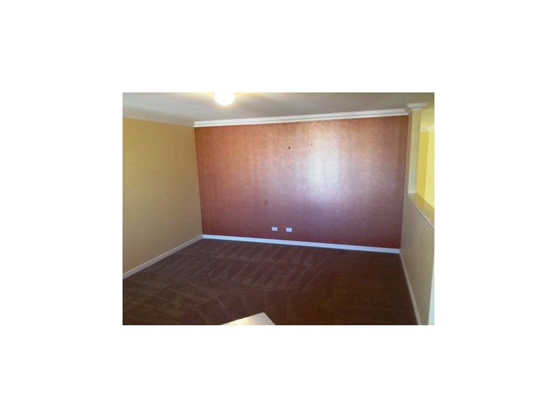 12 Brazier Way, Lakelands WA 6180