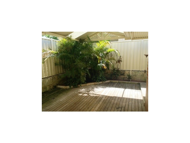 12 Brazier Way, Lakelands WA 6180