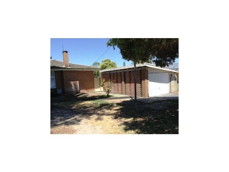 6 Lynx Place, Rockingham WA 6168