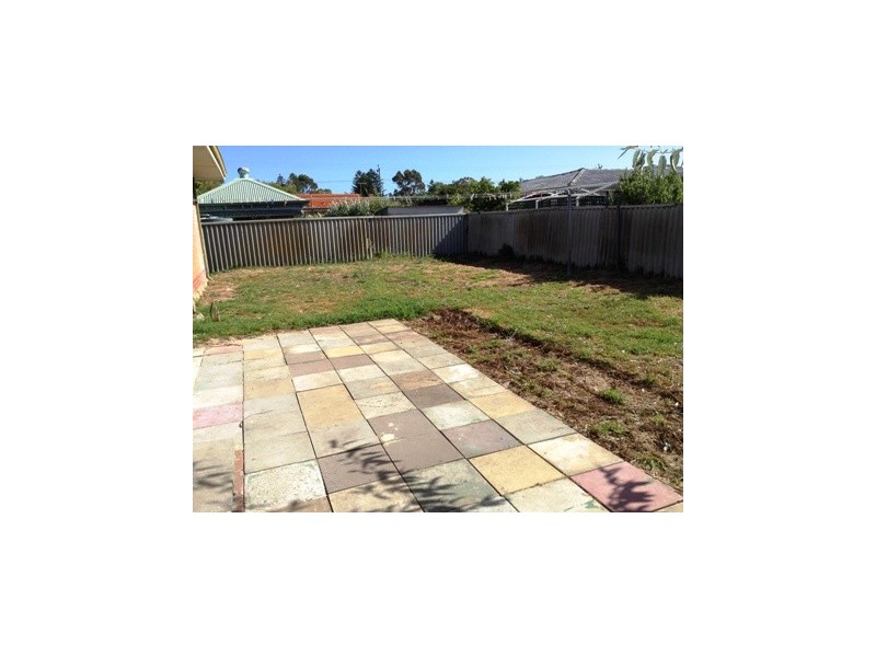 6 Lynx Place, Rockingham WA 6168