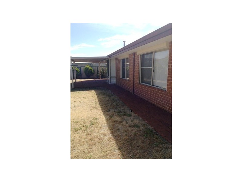 23 Canouan Loop, Secret Harbour WA 6173