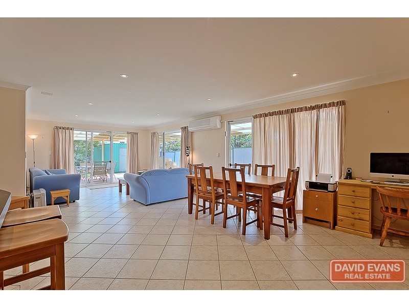 52 Janet Road, Safety Bay WA 6169