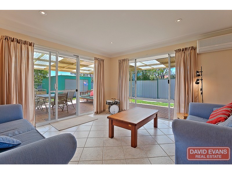 52 Janet Road, Safety Bay WA 6169