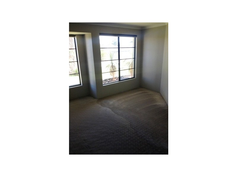 12 Ringwood Loop, Wellard WA 6170