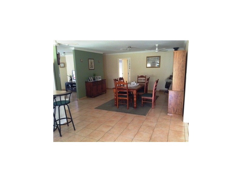 3 Minigwal Loop, Waikiki WA 6169