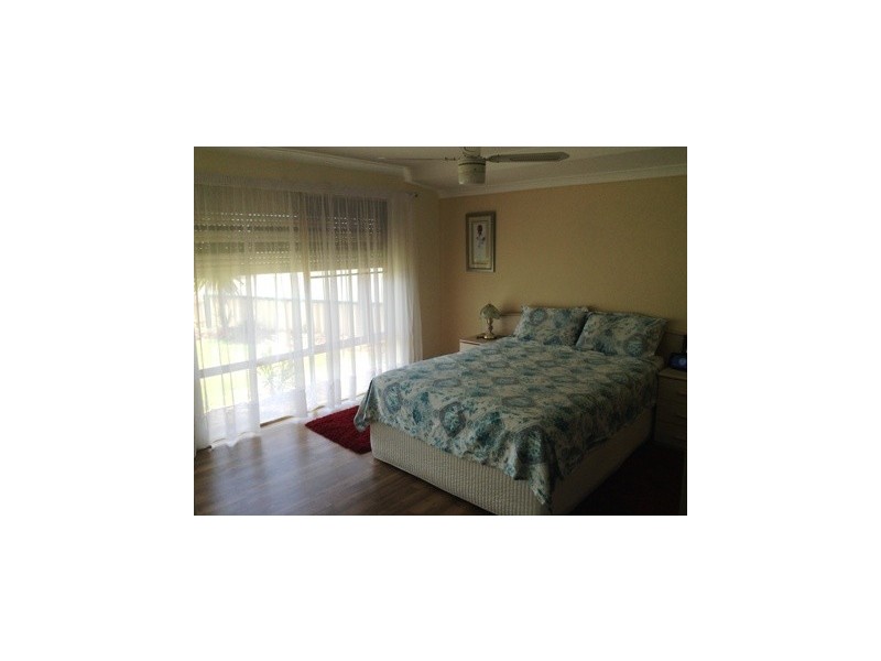 3 Minigwal Loop, Waikiki WA 6169