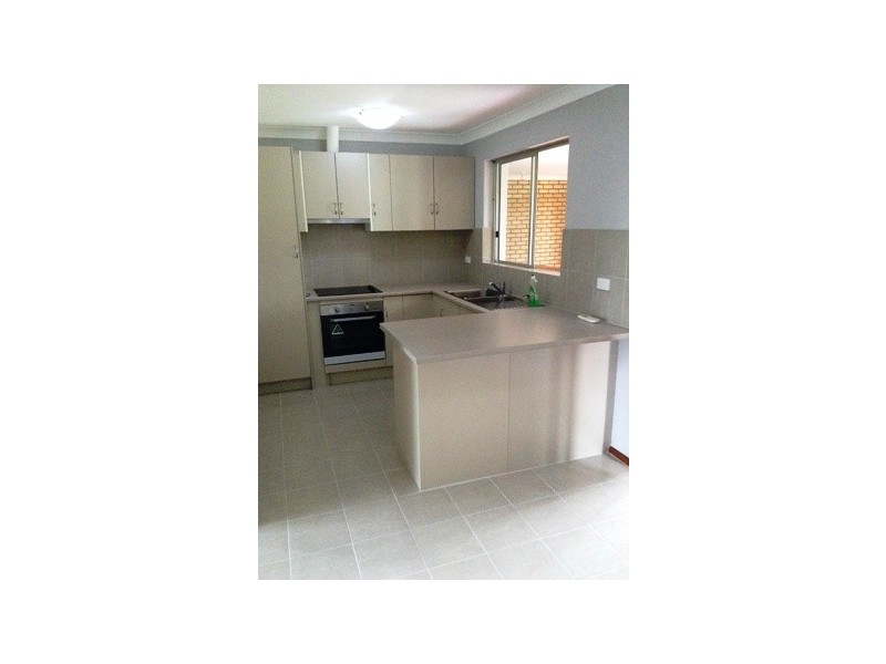 54 Council Ave, Rockingham WA 6168