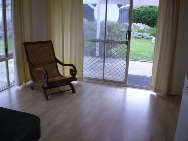 14 Mackay Place, Cooloongup WA 6168