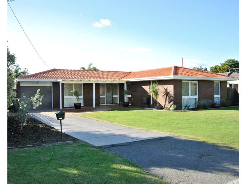 20 Quamby Place, Rockingham WA 6168