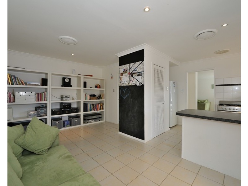 20 Quamby Place, Rockingham WA 6168