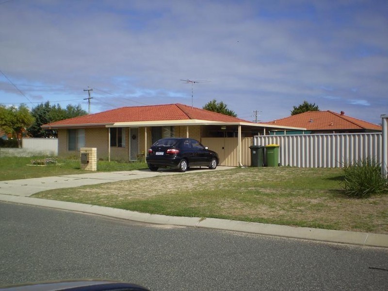 14 McLean Street, Rockingham WA 6168