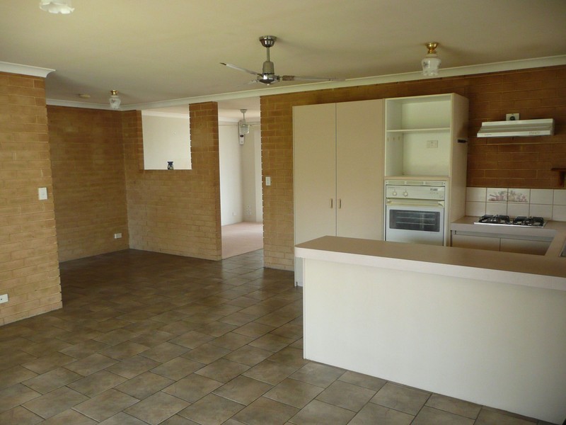 21 Nabberu Loop, Cooloongup WA 6168