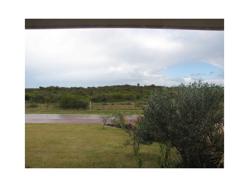 6 Seattle Lane, Port Kennedy WA 6172