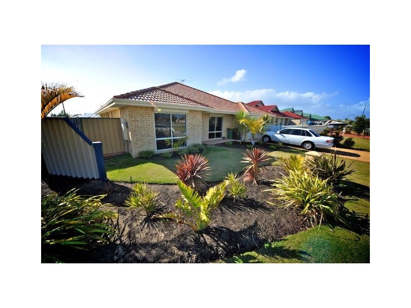 11 Valheru Avenue, Rockingham WA 6168
