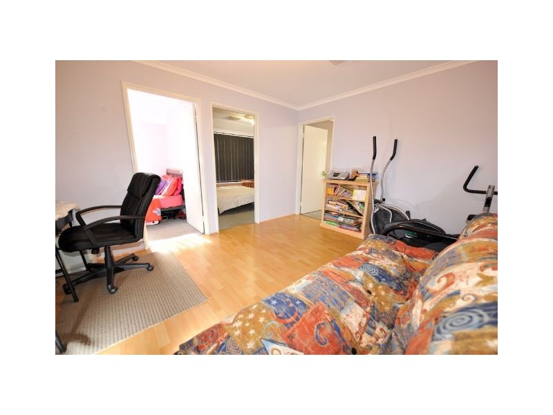 11 Valheru Avenue, Rockingham WA 6168