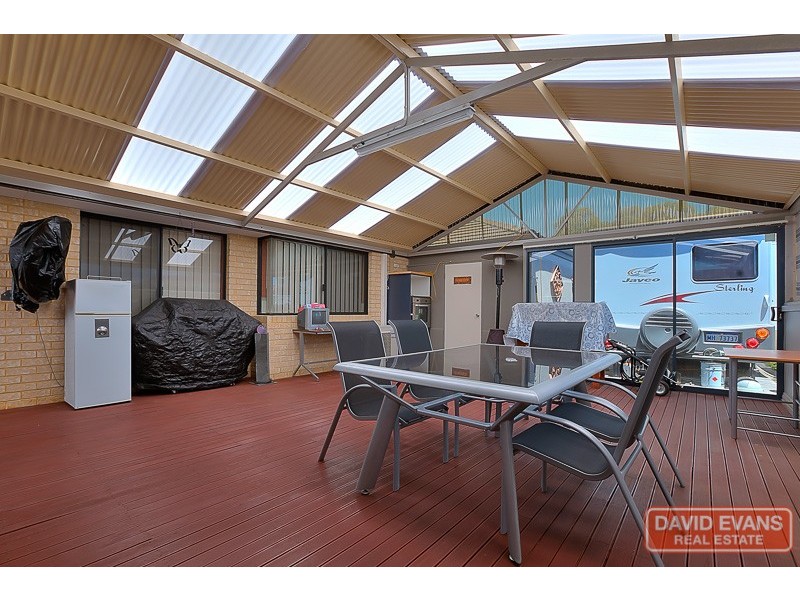 17 Kerkeri Heights, Lakelands WA 6180