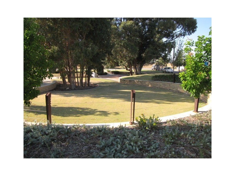 17 Kerkeri Heights, Lakelands WA 6180