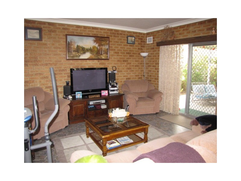 23 Cygnus Street, Rockingham WA 6168