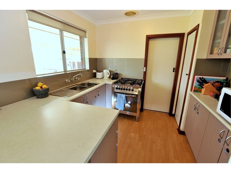169 Fendam Street, Warnbro WA 6169