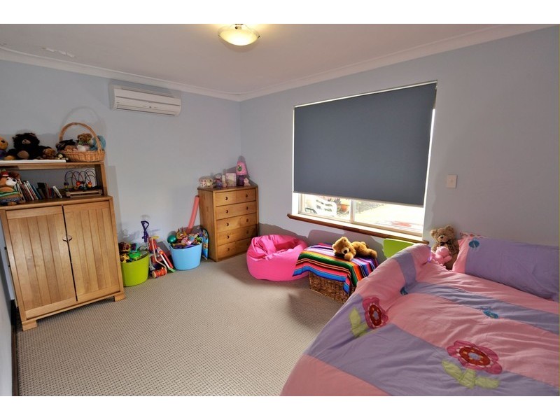 169 Fendam Street, Warnbro WA 6169