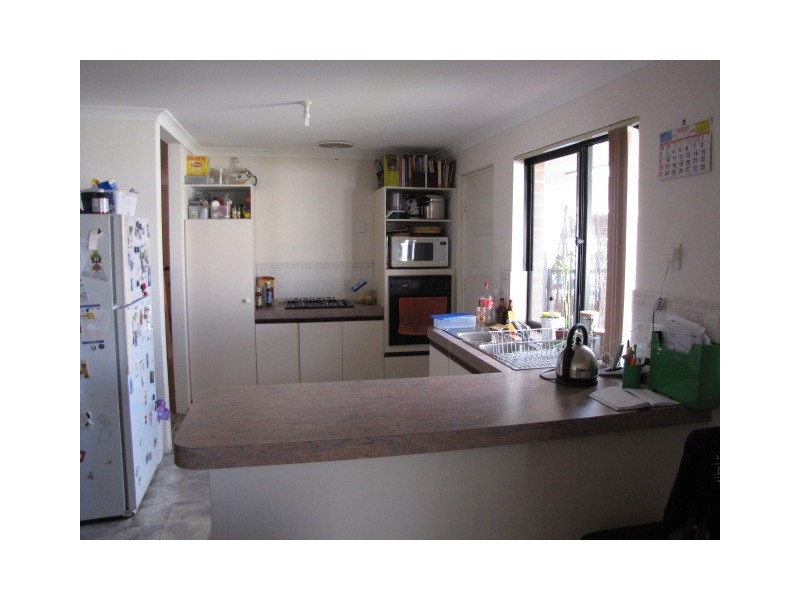 26 St Ettiene Gardens, Port Kennedy WA 6172
