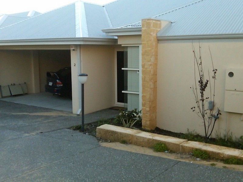 2/43 Foss Street, Bicton WA 6157